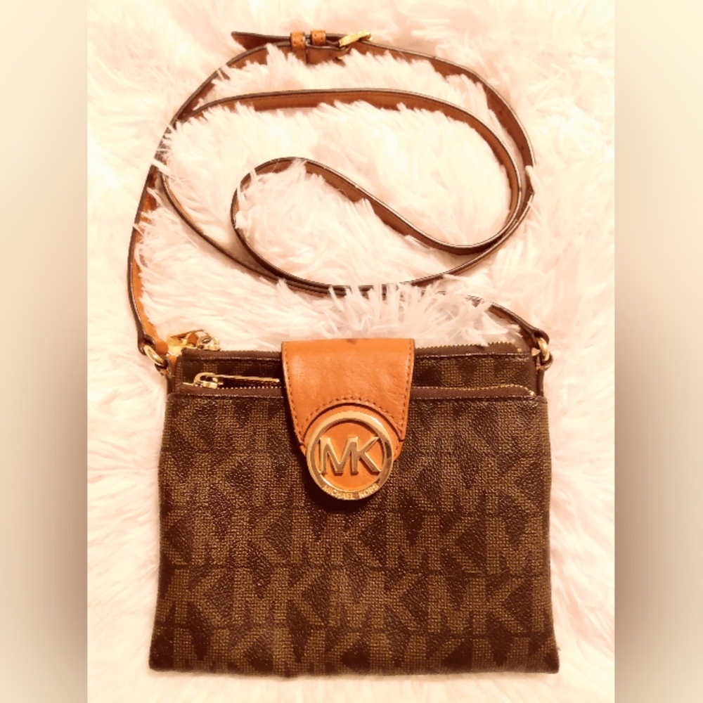 Michael Kors Jet Set Fulton Crossbody Bag 💖